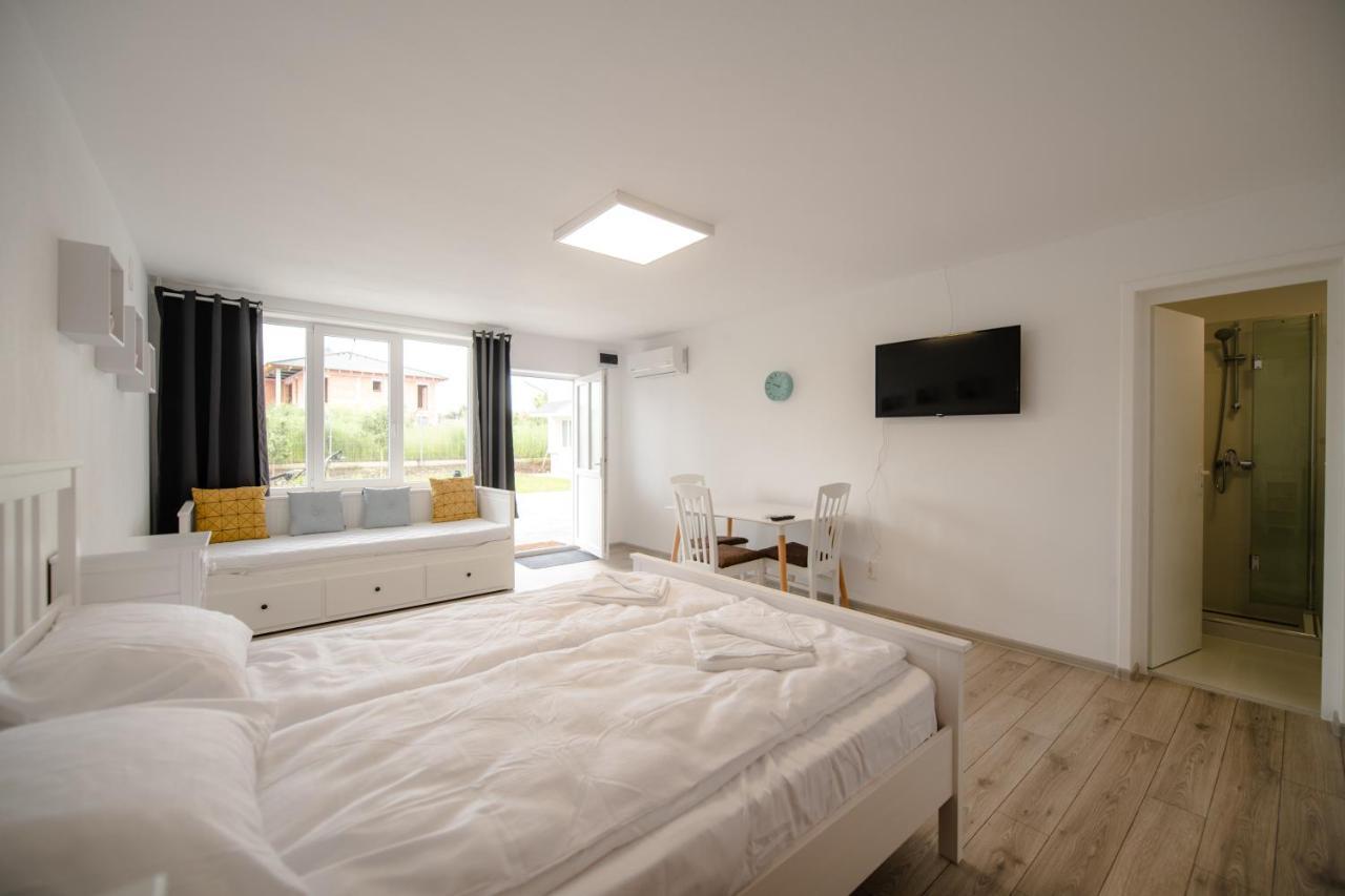 Pixel Guesthouse Tîrgu Secuiesc المظهر الخارجي الصورة