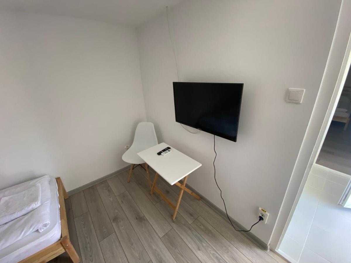 Pixel Guesthouse Tîrgu Secuiesc المظهر الخارجي الصورة