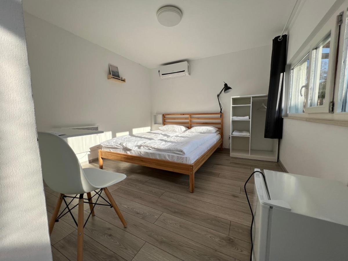 Pixel Guesthouse Tîrgu Secuiesc المظهر الخارجي الصورة