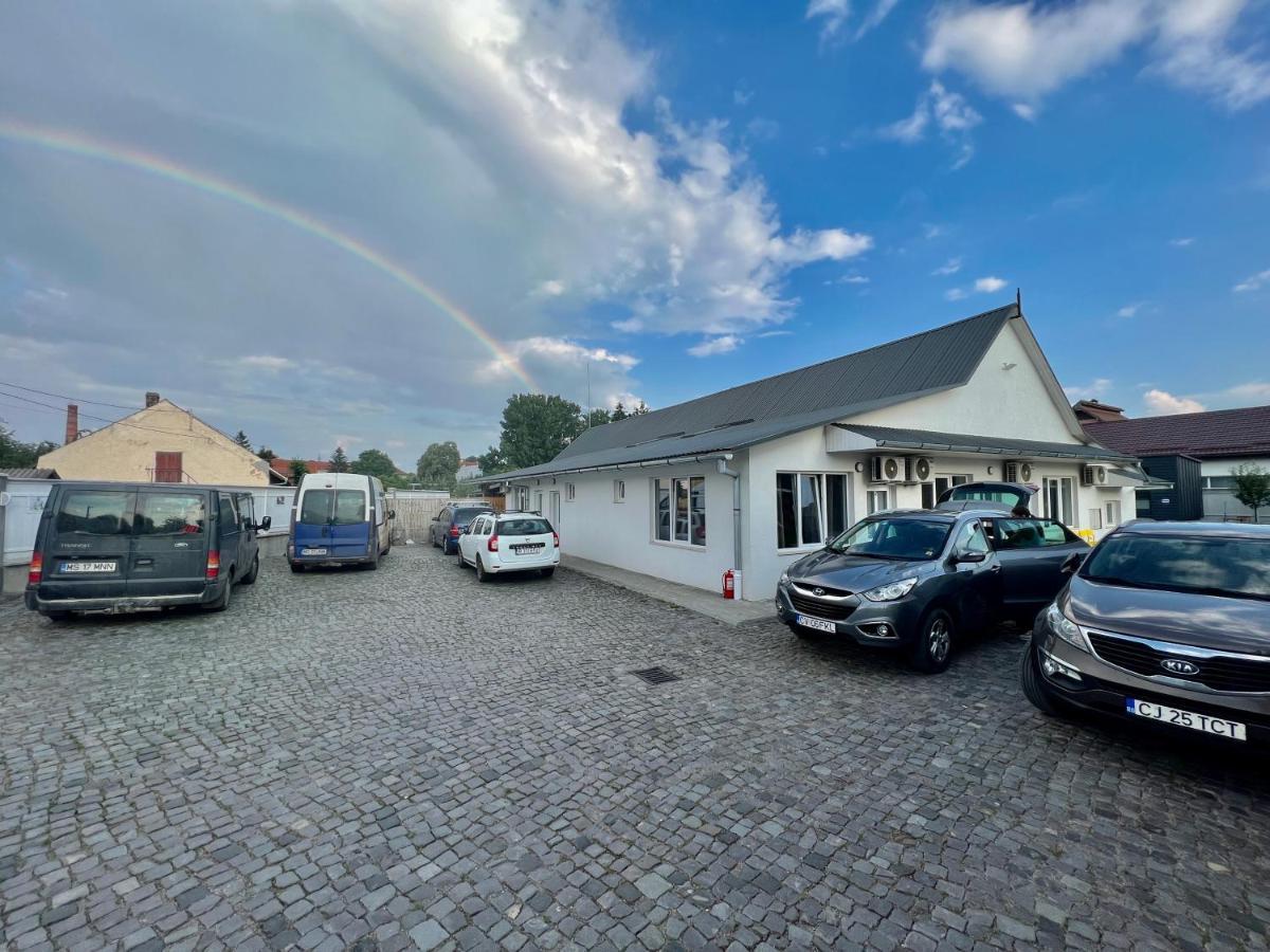 Pixel Guesthouse Tîrgu Secuiesc المظهر الخارجي الصورة